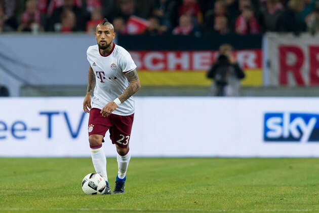 DUESSELDORF, GERMANY - JANUARY 14: Arturo Vidal of Bayern Munich in action during the Telekom Cup 2017 at Esprit-Arena on January 14, 2017 in Duesseldorf, Germany. (Photo by TF-Images/Getty Images)