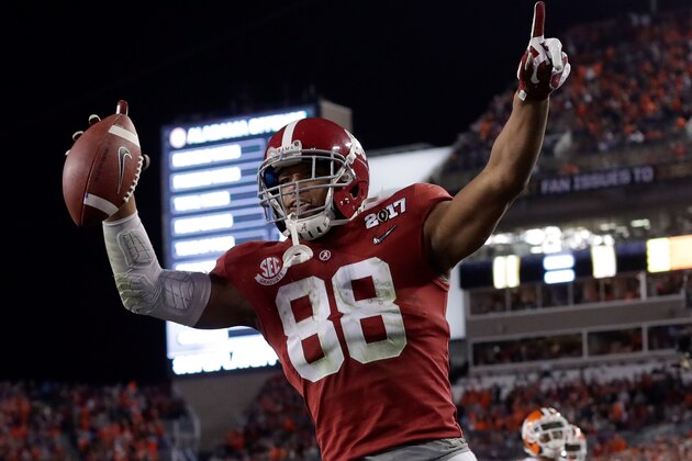 TAMPA, FL - JANUARY 09: Tight end O.J. Howard #88 of the Alabama Crimson Tide celebrates after scoring a 68-yard touchdown during the third quarter against the Clemson Tigers in the 2017 College Football Playoff National Championship Game at Raymond James Stadium on January 9, 2017 in Tampa, Florida. (Photo by Jamie Squire/Getty Images) TAMPA, FL - JANUARY 09: Tight end O.J. Howard #88 of the Alabama Crimson Tide celebrates after scoring a 68-yard touchdown during the third quarter against the Clemson Tigers in the 2017 College Football Playoff National Championship Game at Raymond James Stadium on January 9, 2017 in Tampa, Florida. (Photo by Jamie Squire/Getty Images)