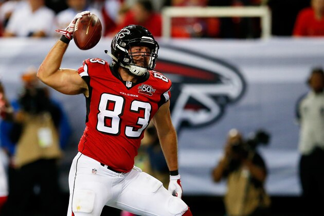 ATLANTA, GA - NOVEMBER 01: Jacob Tamme #83 of the Atlanta Falcons celebrates a touchdown during the second half against the Tampa Bay Buccaneers at the Georgia Dome on November 1, 2015 in Atlanta, Georgia. (Photo by Kevin C. Cox/Getty Images) ATLANTA, GA - NOVEMBER 01: Jacob Tamme #83 of the Atlanta Falcons celebrates a touchdown during the second half against the Tampa Bay Buccaneers at the Georgia Dome on November 1, 2015 in Atlanta, Georgia. (Photo by Kevin C. Cox/Getty Images)