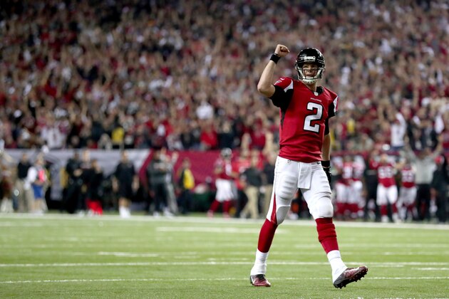 ATLANTA, GA - JANUARY 22:  Matt Ryan #2 of the Atlanta Falcons reacts after a touchdown in the fourth quarter against the Green Bay Packers in the NFC Championship Game at the Georgia Dome on January 22, 2017 in Atlanta, Georgia.  (Photo by Tom Pennington/Getty Images)
