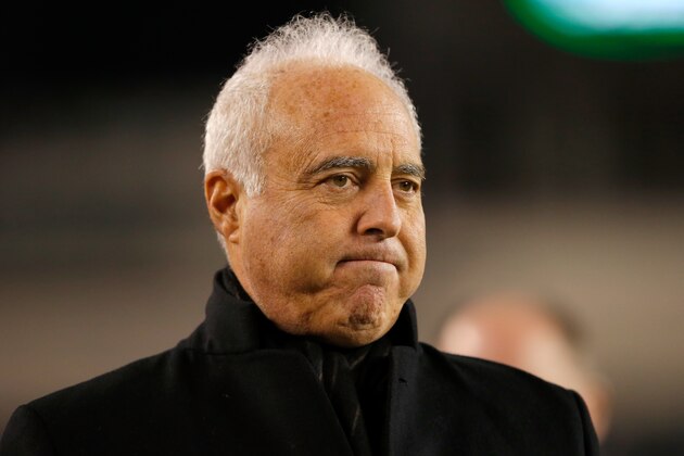 PHILADELPHIA, PA - DECEMBER 22:  Jeffrey Lurie, owner of the Philadelphia Eagles looks on prior to the game against the New York Giants at Lincoln Financial Field on December 22, 2016 in Philadelphia, Pennsylvania.  (Photo by Rich Schultz/Getty Images)