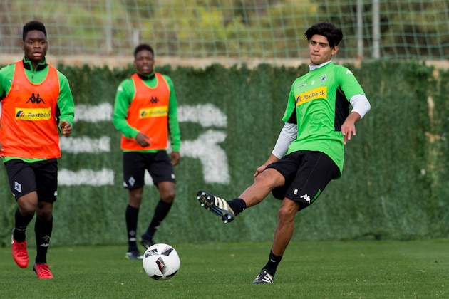 MARBELLA, SPAIN - JANUARY 07: Mahmoud Dahoud of Borussia Moenchengladbach in action during a Training Session at Borussia Moenchengladbach Training Camp on January 07, 2017 in Marbella, Spain. (Photo by TF-Images/Getty Images)