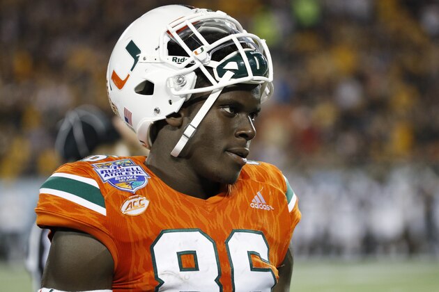 ORLANDO, FL - DECEMBER 28: David Njoku #86 of the Miami Hurricanes looks on during the Russell Athletic Bowl against the West Virginia Mountaineers at Camping World Stadium on December 28, 2016 in Orlando, Florida. Miami defeated West Virginia 31-14. (Photo by Joe Robbins/Getty Images)