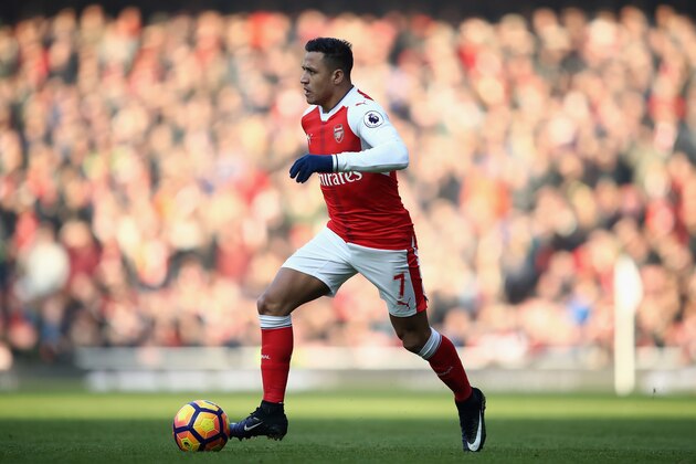 LONDON, ENGLAND - JANUARY 22:  Alexis Sanchez of Arsenal in action during the Premier League match between Arsenal and Burnley at Emirates Stadium on January 22, 2017 in London, England.  (Photo by Julian Finney/Getty Images)