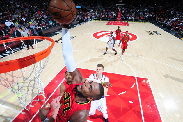 ATLANTA, GA - JANUARY 29: Paul Millsap #4 of the Atlanta Hawks goes up for a dunk during a game against the New York Knicks on January 29, 2017 at Philips Arena in Atlanta, Georgia. NOTE TO USER: User expressly acknowledges and agrees that, by downloading and/or using this photograph, user is consenting to the terms and conditions of the Getty Images License Agreement. Mandatory Copyright Notice: Copyright 2017 NBAE (Photo by Scott Cunningham/NBAE via Getty Images) ATLANTA, GA - JANUARY 29: Paul Millsap #4 of the Atlanta Hawks goes up for a dunk during a game against the New York Knicks on January 29, 2017 at Philips Arena in Atlanta, Georgia. NOTE TO USER: User expressly acknowledges and agrees that, by downloading and/or using this photograph, user is consenting to the terms and conditions of the Getty Images License Agreement. Mandatory Copyright Notice: Copyright 2017 NBAE (Photo by Scott Cunningham/NBAE via Getty Images)