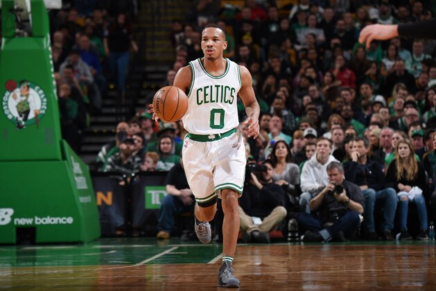 BOSTON, MA - DECEMBER 16:  Avery Bradley #0 of the Boston Celtics brings the ball up the court during a game against the Charlotte Hornets on December 16, 2016 at TD Garden in Boston, Massachusetts. NOTE TO USER: User expressly acknowledges and agrees that, by downloading and/or using this photograph, user is consenting to the terms and conditions of the Getty Images License Agreement. Mandatory Copyright Notice: Copyright 2016 NBAE (Photo by Brian Babineau/NBAE via Getty Images)