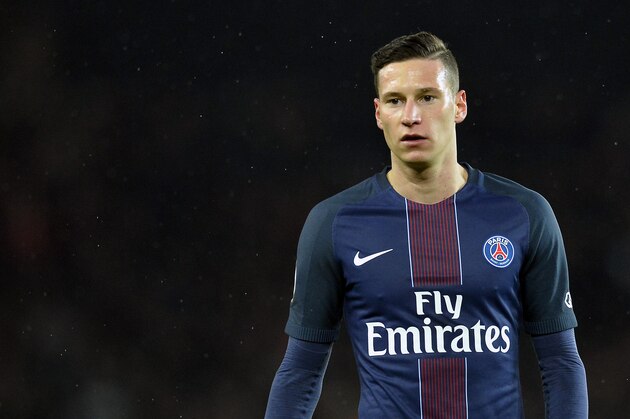 PARIS, FRANCE - JANUARY 29:  Julian Draxler of Paris Saint-Germain reacts during the French Ligue 1 match between Paris Saint Germain and Monaco at Parc des Princes on January 29, 2017 in Paris, France.  (Photo by Aurelien Meunier/Getty Images)