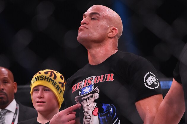 INGLEWOOD, CA - JANUARY 21:  Tito Ortiz stands with his son Jacob in the cage after defeating Chael Sonnen ((not pictured) in round one of their Bellator MMA light heavyweight fight at The Forum on January 21, 2017 in Inglewood, California.  (Photo by Jayne Kamin-Oncea/Getty Images)