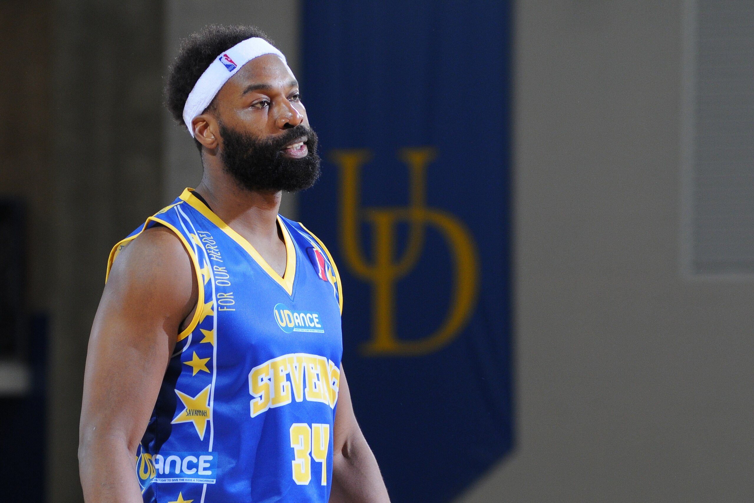 NEWARK, DE - MARCH 4:  Baron Davis #34 of the Delaware 87ers looks on during the game against the Iowa Energy on March 4, 2016 at the Bob Carpenter Center in Newark, Delaware. NOTE TO USER: User expressly acknowledges and agrees that, by downloading and/or using this Photograph, user is consenting to the terms and conditions of the Getty Images License Agreement. Mandatory Copyright Notice: Copyright 2016 NBAE (Photo by Stephen Pellegrino/NBAE via Getty Images)