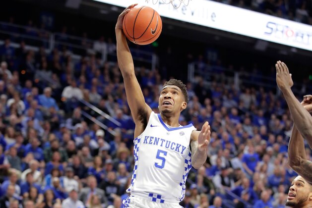 LEXINGTON, KY - JANUARY 31: Malik Monk #5 of the Kentucky Wildcats shoots the ball during the game against the Georgia Bulldogs at Rupp Arena on January 31, 2017 in Lexington, Kentucky.  (Photo by Andy Lyons/Getty Images)