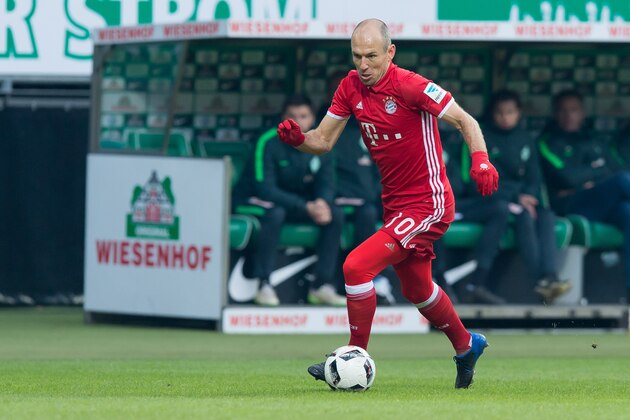 BREMEN, GERMANY - JANUARY 28: Arjen Robben of Muenchen in action during the Bundesliga match between Werder Bremen and Bayern Muenchen at Weserstadion on January 28, 2017 in Bremen, Germany. (Photo by TF-Images/Getty Images)