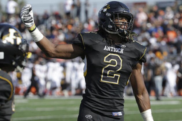 Antioch High's Najee Harris before a high school football game against Pittsburg High in Antioch, Calif., Saturday, Nov. 5, 2016. (AP Photo/Jeff Chiu)