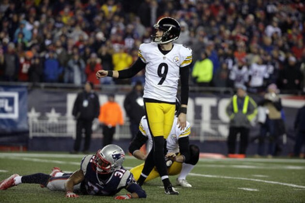 Pittsburgh Steelers kicker Chris Boswell (9) watches as he kicks a field goal during the first half of the AFC championship NFL football game against the New England Patriots, Sunday, Jan. 22, 2017, in Foxborough, Mass. (AP Photo/Steven Senne)