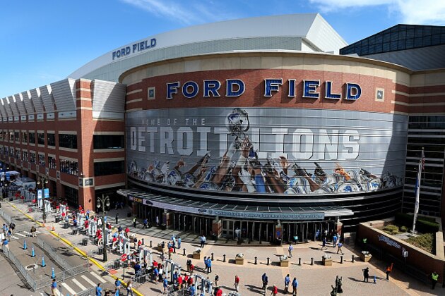 DETROIT, MI - SEPTEMBER 18: Detroit Lions fans gather outside of Ford Field prior to an NFL game  between the Detroit Lions and the Tennessee Titans on September 18, 2016 in Detroit, Michigan. (Photo by Dave Reginek/Getty Images)