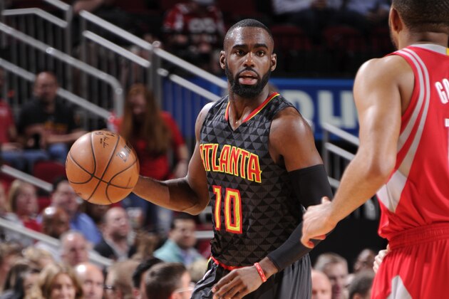 HOUSTON, TX - FEBRUARY 2: Tim Hardaway Jr. #10 of the Atlanta Hawks handles the ball against the Houston Rockets on February 2, 2017 at the Toyota Center in Houston, Texas. NOTE TO USER: User expressly acknowledges and agrees that, by downloading and or using this photograph, User is consenting to the terms and conditions of the Getty Images License Agreement. Mandatory Copyright Notice: Copyright 2017 NBAE (Photo by Bill Baptist/NBAE via Getty Images)