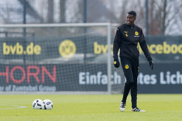 DORTMUND, GERMANY - JANUARY 25: Alexander Isak of Borussia Dortmund looks on during a training session at the BVB Training center on January 25, 2017 in Dortmund, Germany. (Photo by TF-Images/Getty Images)