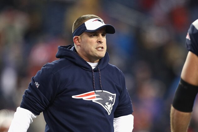 FOXBORO, MA - JANUARY 14: Offensive Coordinator Josh McDaniels of the New England Patriots looks on prior to the AFC Divisional Playoff Game against the Houston Texans at Gillette Stadium on January 14, 2017 in Foxboro, Massachusetts.  (Photo by Maddie Meyer/Getty Images)