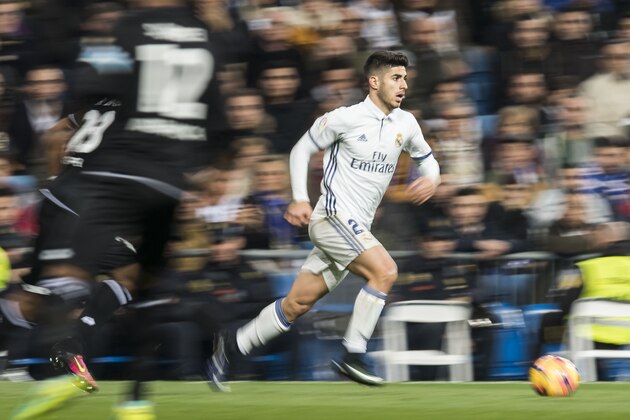MADRID, SPAIN - DECEMBER 10: Marco Asensio Willemsen of Real Madrid in action during the La Liga match between Real Madrid and RC Deportivo La Coruna at the Santiago Bernabeu Stadium on 10 December 2016 in Madrid, Spain. (Photo by Power Sport Images/Getty Images)