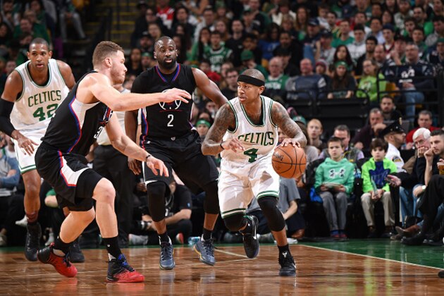 BOSTON, MA - FEBRUARY 5: Isaiah Thomas #4 of the Boston Celtics handles the ball against the LA Clippers on February 5, 2017 at the TD Garden in Boston, Massachusetts.  NOTE TO USER: User expressly acknowledges and agrees that, by downloading and or using this photograph, User is consenting to the terms and conditions of the Getty Images License Agreement. Mandatory Copyright Notice: Copyright 2017 NBAE  (Photo by Brian Babineau/NBAE via Getty Images)