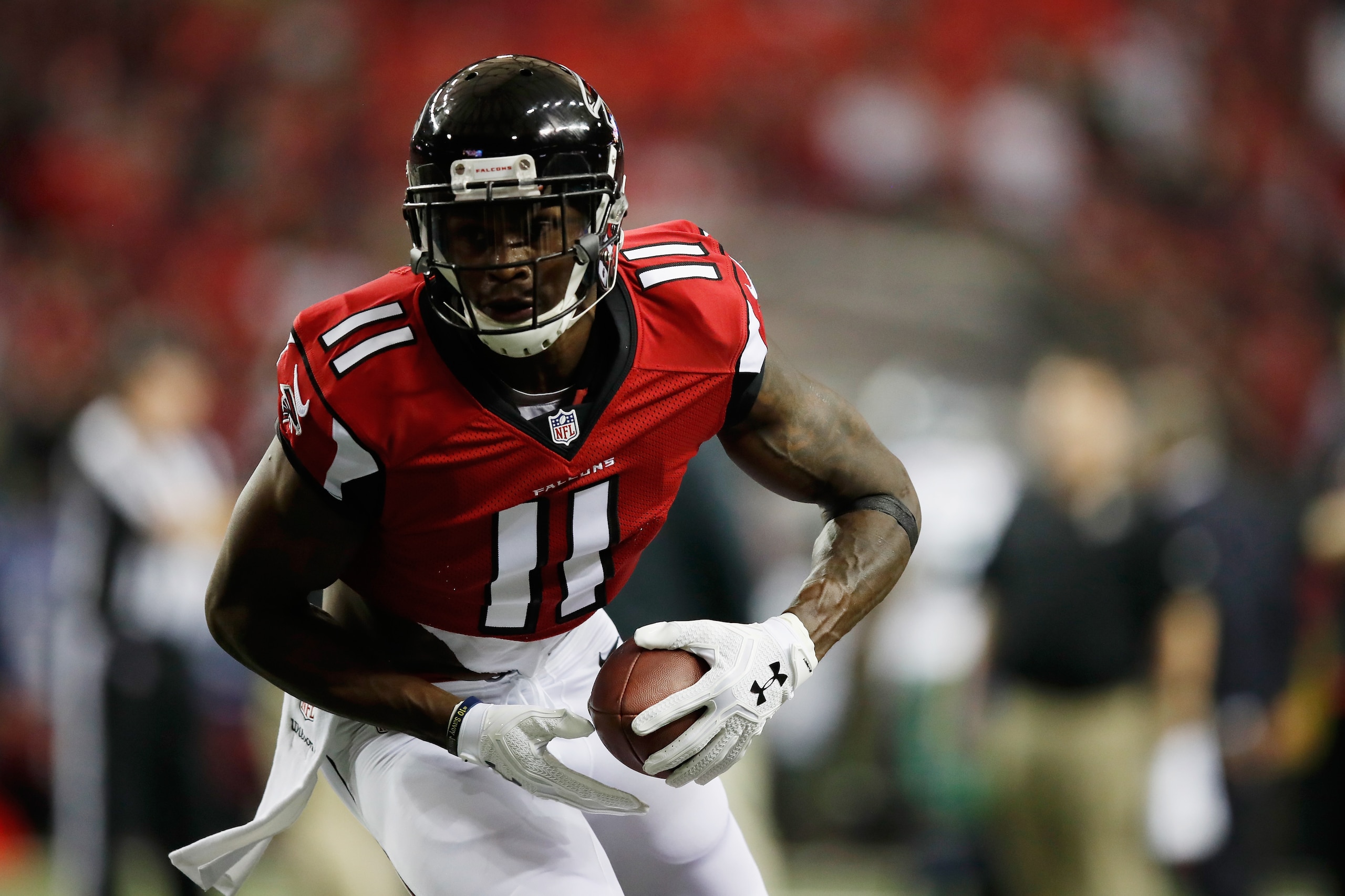 ATLANTA, GA - JANUARY 14: Julio Jones #11 of the Atlanta Falcons warms up prior to the game against the Seattle Seahawks at the Georgia Dome on January 14, 2017 in Atlanta, Georgia. (Photo by Gregory Shamus/Getty Images) ATLANTA, GA - JANUARY 14: Julio Jones #11 of the Atlanta Falcons warms up prior to the game against the Seattle Seahawks at the Georgia Dome on January 14, 2017 in Atlanta, Georgia. (Photo by Gregory Shamus/Getty Images)