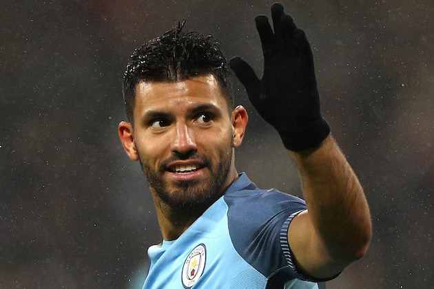 LONDON, ENGLAND - JANUARY 06: Sergio Aguero of Manchester City celebrates after scoring his sides fourth goal during The Emirates FA Cup Third Round match between West Ham United and Manchester City at London Stadium on January 6, 2017 in London, England.  (Photo by Ian Walton/Getty Images)