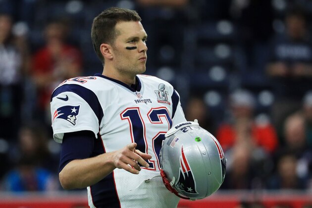 HOUSTON, TX - FEBRUARY 05:  Tom Brady #12 of the New England Patriots warms up prior to playing the Atlanta Falcons in Super Bowl 51 at NRG Stadium on February 5, 2017 in Houston, Texas.  (Photo by Mike Ehrmann/Getty Images)
