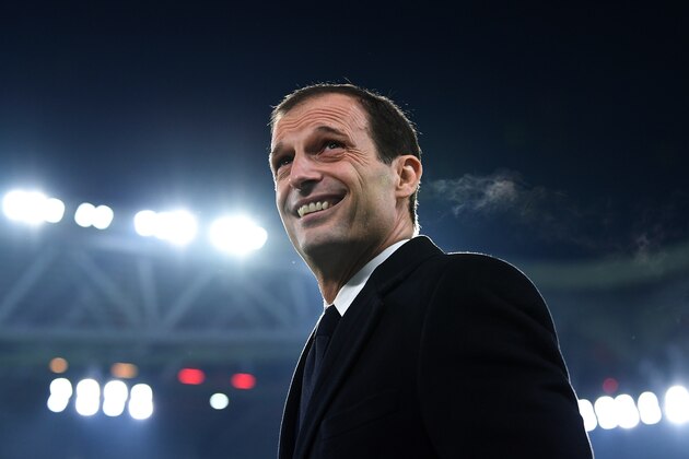 TURIN, ITALY - FEBRUARY 05:  Juventus FC ihead coach Massimiliano Allegri looks on during the Serie A match between Juventus FC and FC Internazionale at Juventus Stadium on February 5, 2017 in Turin, Italy.  (Photo by Valerio Pennicino/Getty Images)