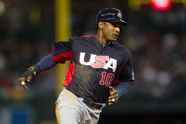 PHOENIX, AZ - MARCH 09: Adam Jones #10 of Team USA runs against Team Italy during the World Baseball Classic First Round Group D game on March 9, 2013 at Chase Field in Phoenix, Arizona. (Photo by Brace Hemmelgarn/Minnesota Twins/Getty Images)