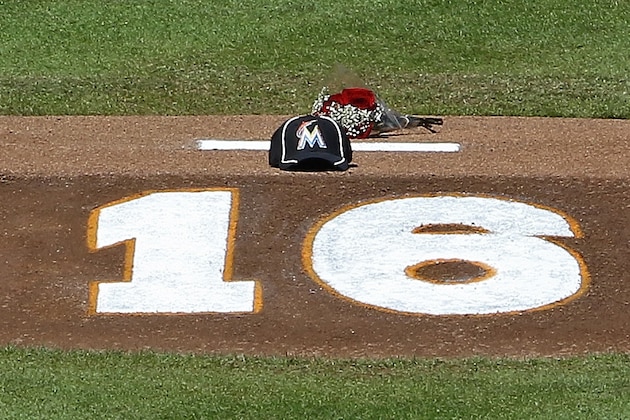 MIAMI, FL - SEPTEMBER 25:  Flowers, a hat and the number of Miami Marlins pitcher Jose Fernandez is shown on the pitching mound at Marlins Park on September 25, 2016 in Miami, Florida. Fernandez died in a boating accident.  (Photo by Joe Skipper/Getty Images)