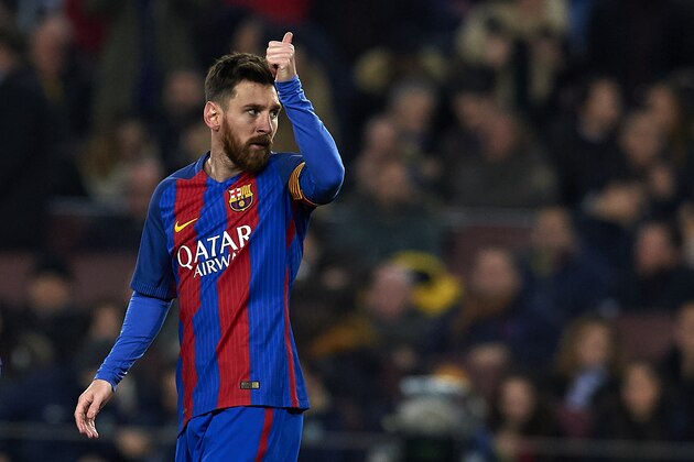 BARCELONA, SPAIN - JANUARY 26:  Lionel Messi of Barcelona celebrates scoring his team's second goal during the Copa del Rey quarter-final second leg match between FC Barcelona and Real Sociedad at Camp Nou on January 26, 2017 in Barcelona, Spain.  (Photo by Manuel Queimadelos Alonso/Getty Images)
