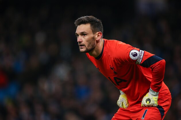MANCHESTER, ENGLAND - JANUARY 21: Hugo Lloris of Tottenham Hotspur during the Premier League match between Manchester City and Tottenham Hotspur at Etihad Stadium on January 21, 2017 in Manchester, England. (Photo by Robbie Jay Barratt - AMA/Getty Images)