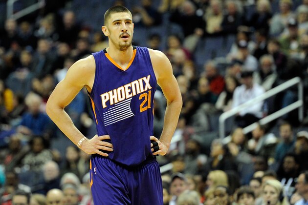 WASHINGTON, DC - NOVEMBER 21:  Alex Len #21 of the Phoenix Suns rests during a break in the game against the Washington Wizards at Verizon Center on November 21, 2016 in Washington, DC. NOTE TO USER: User expressly acknowledges and agrees that, by downloading and or using this photograph, User is consenting to the terms and conditions of the Getty Images License Agreement.  (Photo by G Fiume/Getty Images)
