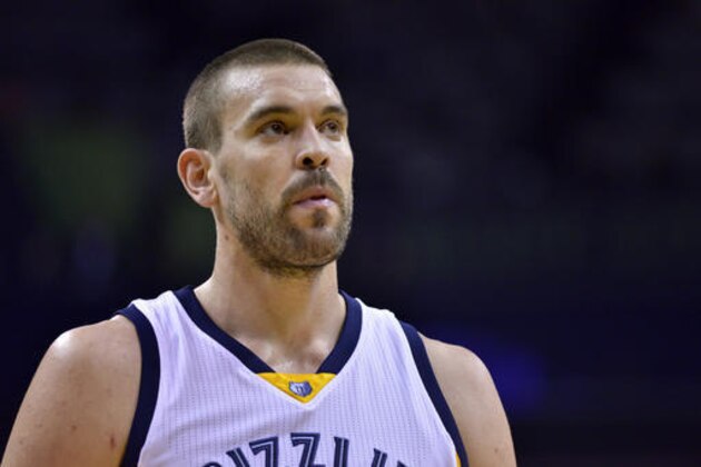 Memphis Grizzlies center Marc Gasol plays in the first half of an NBA basketball game against the Phoenix Suns Wednesday, Feb. 8, 2017, in Memphis, Tenn. (AP Photo/Brandon Dill)