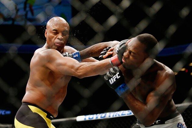 NEW YORK, NY - FEBRUARY 11: Derek Brunson (R) of United States lands a punch against Anderson Silva (L) of Brazil in their middleweight bout during UFC 208 at the Barclays Center on February 11, 2017 in the Brooklyn Borough of New York City.  (Photo by Anthony Geathers/Getty Images)