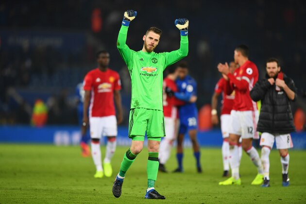 LEICESTER, ENGLAND - FEBRUARY 05:  David De Gea of Manchester United celebrates victory after the Premier League match between Leicester City and Manchester United at The King Power Stadium on February 5, 2017 in Leicester, England.  (Photo by Shaun Botterill/Getty Images)