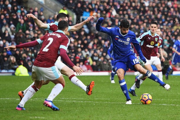 BURNLEY, ENGLAND - FEBRUARY 12:  Diego Costa of Chelsea is closed down during the Premier League match between Burnley and Chelsea at Turf Moor on February 12, 2017 in Burnley, England.  (Photo by Mike Hewitt/Getty Images)