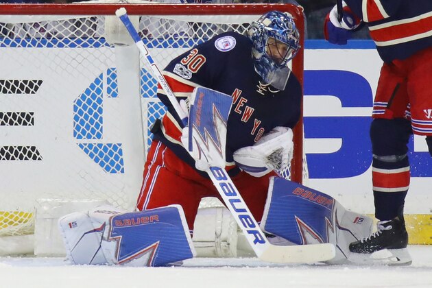 NEW YORK, NY - FEBRUARY 11:  Henrik Lundqvist #30 of the New York Rangers tends net during the third period against the Colorado Avalanche and records his 400th NHL win at Madison Square Garden on February 11, 2017 in New York City. The Rangers defeated the Avalanche 4-2.  (Photo by Bruce Bennett/Getty Images)