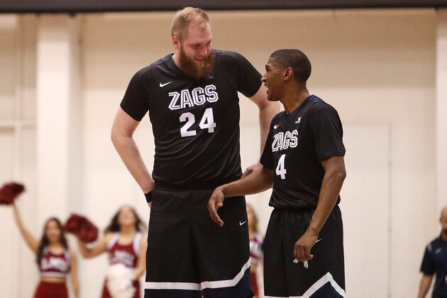 LOS ANGELES, CA - FEBRUARY 9:  Przemek Karnowski #24 and Jordan Mathews #4 of the Gonzaga Bulldogs discuss a previous play during the game against the Loyola Marymount Lions at Gersten Pavilion on February 9, 2017 in Los Angeles, California. (Photo by Josh Lefkowitz/Getty Images)