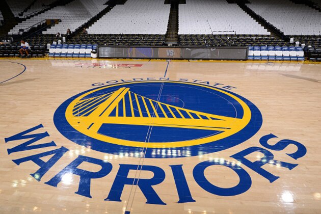 OAKLAND, CA - DECEMBER 28:  A shot of the Golden State Warriors logo before a game against the Toronto Raptors on December 28, 2016 at ORACLE Arena in Oakland, California. NOTE TO USER: User expressly acknowledges and agrees that, by downloading and/or using this photograph, user is consenting to the terms and conditions of Getty Images License Agreement. Mandatory Copyright Notice: Copyright 2016 NBAE (Photo by Noah Graham/NBAE via Getty Images)