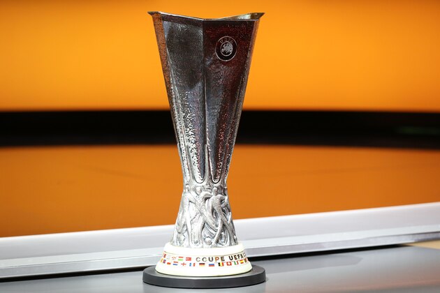 The UEFA Europa League trophy is pictured during the UEFA Europa League group stage draw ceremony, on August 26, 2016, in Monaco. / AFP / VALERY HACHE        (Photo credit should read VALERY HACHE/AFP/Getty Images)