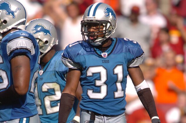 LANDOVER, MD - OCTOBER 7:  Stanley Wilson #31 of the Detroit Lions awaits the play against the Washington Redskins at FedExField on October 7, 2007 in Landover, Maryland. The Redskins defeated the Lions 34-3. (Photo by Larry French/Getty Images)
