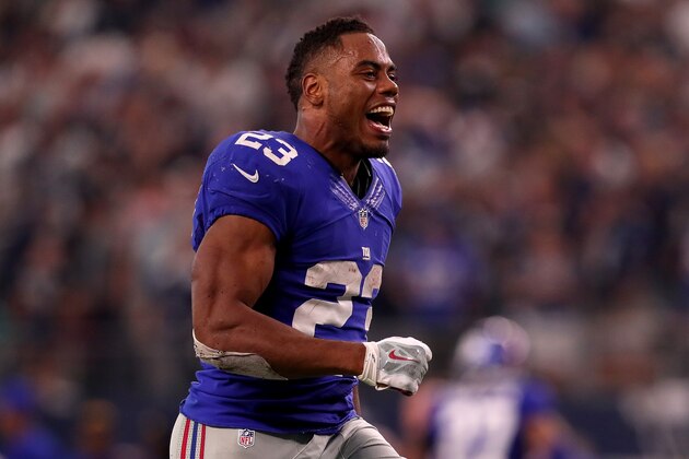 ARLINGTON, TX - SEPTEMBER 11:  Rashad Jennings #23 of the New York Giants celebrates after the Giants beat the Dallas Cowboys 20-19 at AT&T Stadium on September 11, 2016 in Arlington, Texas.  (Photo by Tom Pennington/Getty Images)