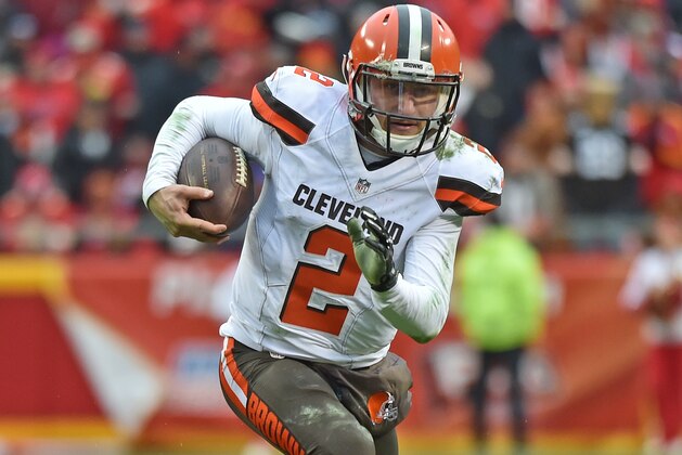 KANSAS CITY, MO - DECEMBER 27:  Quarterback Johnny Manziel #2 of the Cleveland Browns rushes up field against the Kansas City Chiefs during the second half on December 27, 2015 at Arrowhead Stadium in Kansas City, Missouri.  (Photo by Peter G. Aiken/Getty Images)