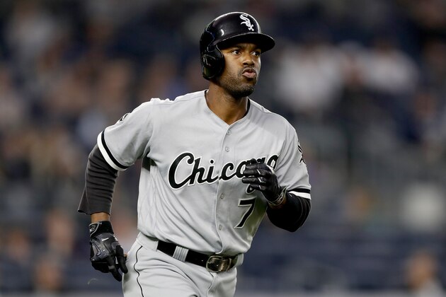 NEW YORK, NY - MAY 13:  Jimmy Rollins #7 of the Chicago White Sox watches his two run home run against the New York Yankees in the third inning at Yankee Stadium on May 13, 2016 in the Bronx borough of New York City.  (Photo by Elsa/Getty Images)