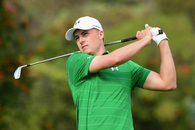 PACIFIC PALISADES, CA - FEBRUARY 16:  Jordan Spieth plays his shot from the third tee during the first round at the Genesis Open at Riviera Country Club on February 16, 2017 in Pacific Palisades, California.  (Photo by Harry How/Getty Images)