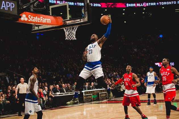 TORONTO, CANADA - FEBRUARY 14:  LeBron James #23 of the Eastern Conference dunks the ball during the NBA All-Star Game as part of the 2016 NBA All-Star Weekend on February 14, 2016 at Air Canada Centre in Toronto, Ontario, Canada. NOTE TO USER: User expressly acknowledges and agrees that, by downloading and/or using this photograph, user is consenting to the terms and conditions of the Getty Images License Agreement.  Mandatory Copyright Notice: Copyright 2016 NBAE (Photo by Charlie Lindsay/NBAE via Getty Images)