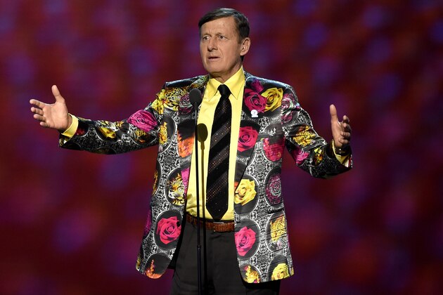 LOS ANGELES, CA - JULY 13:  Honoree Craig Sager accepts the Jimmy V Award for Perserverance onstage during the 2016 ESPYS at Microsoft Theater on July 13, 2016 in Los Angeles, California.  (Photo by Kevin Winter/Getty Images)
