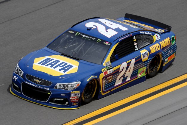 DAYTONA BEACH, FL - FEBRUARY 18:  Chase Elliott, driver of the #24 NAPA Chevrolet, drives during practice for the Monster Energy NASCAR Cup Series 59th Annual DAYTONA 500 at Daytona International Speedway on February 18, 2017 in Daytona Beach, Florida.  (Photo by Chris Graythen/Getty Images)