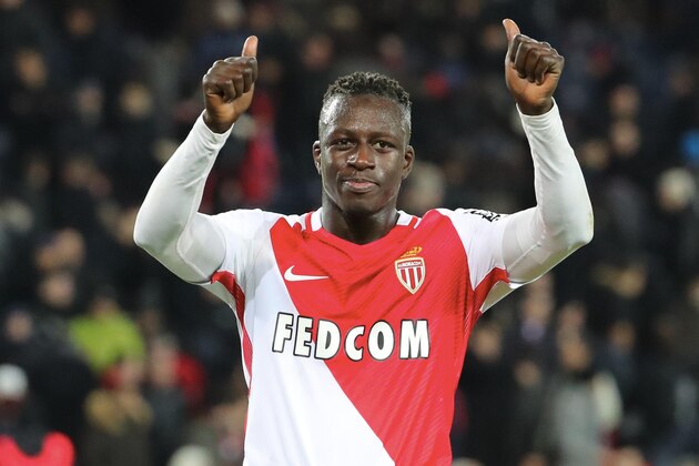 PARIS, FRANCE - JANUARY 29: Benjamin Mendy of AS Monaco celebrates after the French League 1 match between Paris Saint-Germain and AS Monaco at Parc des Princes on January 29, 2017 in Paris, France. (Photo by Xavier Laine/Getty Images)
