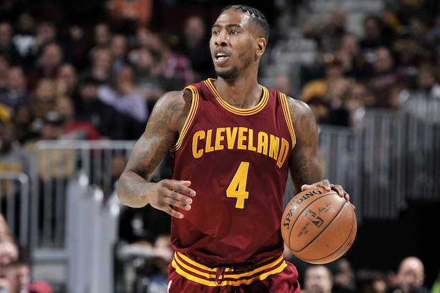 CLEVELAND, OH - FEBRUARY 1: Iman Shumpert #4 of the Cleveland Cavaliers brings the ball up court during the game against the Minnesota Timberwolves on February 1, 2017 at Quicken Loans Arena in Cleveland, Ohio.  NOTE TO USER: User expressly acknowledges and agrees that, by downloading and or using this Photograph, user is consenting to the terms and conditions of the Getty Images License Agreement. Mandatory Copyright Notice: Copyright 2017 NBAE (Photo by David Liam Kyle/NBAE via Getty Images)